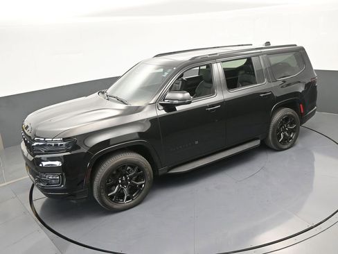 Used 2023 Jeep Wagoneer Series II image 50