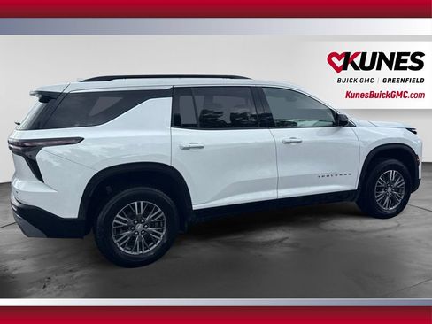 Used 2024 Chevrolet Traverse LT AWD/4WD image 6