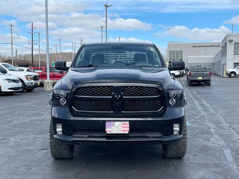 Used 2019 RAM 1500 Express w/ Express Value Package image 2