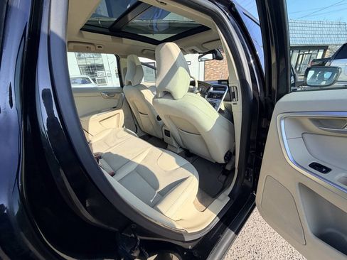 Used 2010 Volvo XC60 3.2 image 19