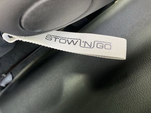 New 2026 Chrysler Pacifica Select image 31