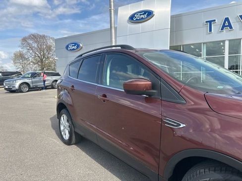 Used 2018 Ford Escape SE image 7