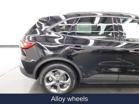 Used 2025 Ford Escape ST-Line image 20