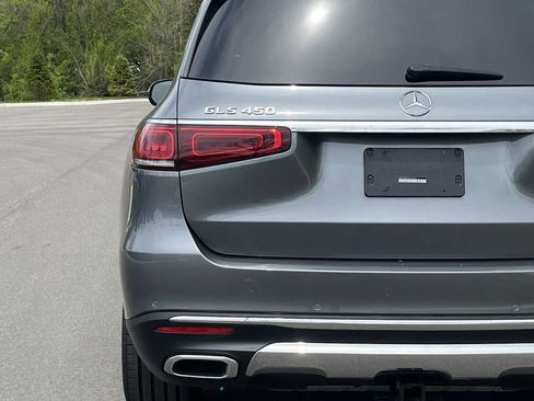 Used 2022 Mercedes-Benz GLS 450 4MATIC image 18