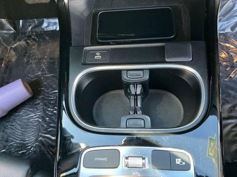 Used 2025 Mercedes-Benz CLA 250 4MATIC image 19