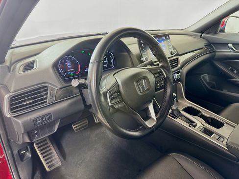 Used 2020 Honda Accord Sport image 9