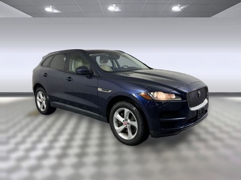 Used 2018 Jaguar F-PACE Premium image 7
