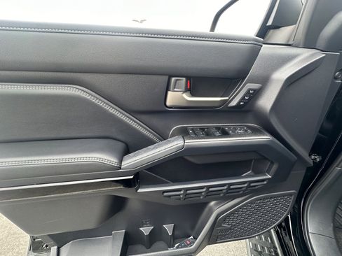 New 2026 Toyota 4Runner Limited image 18