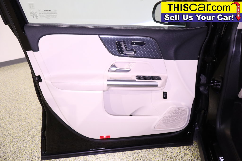 Used 2025 Mercedes-Benz GLA 250 image 35