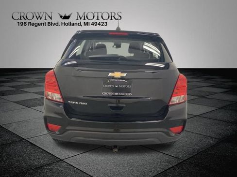 Used 2017 Chevrolet Trax LS AWD/4WD image 5