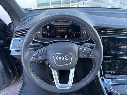Certified 2025 Audi Q7 2.0T Premium w/ Convenience Package image 7
