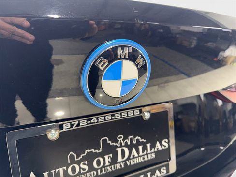 Used 2022 BMW i4 eDrive40 image 21