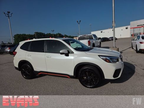 Used 2019 Subaru Forester Sport AWD/4WD image 2