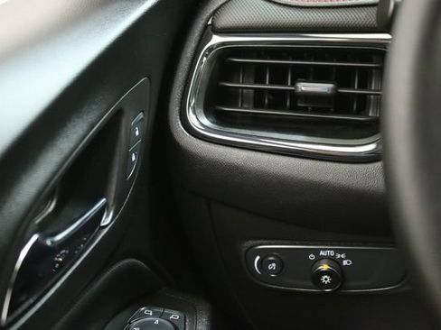 Used 2024 Chevrolet Equinox RS w/ RS Leather Package AWD/4WD image 18