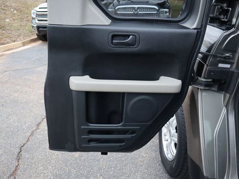 Used 2007 Honda Element EX image 18