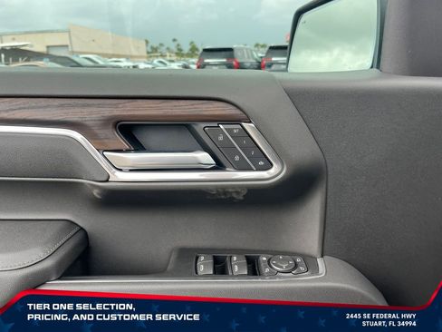 New 2026 GMC Sierra 1500 SLT w/ SLT Premium Plus Package AWD/4WD image 22