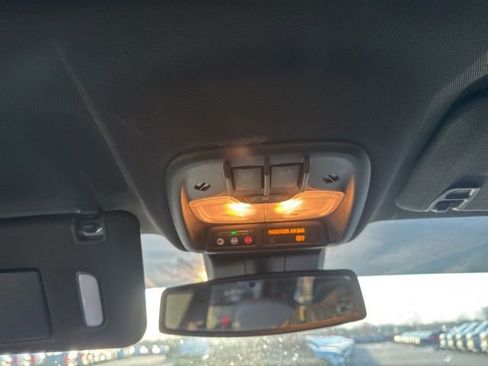 Used 2023 Chevrolet Colorado Z71 w/ Z71 Convenience Package 2 image 22