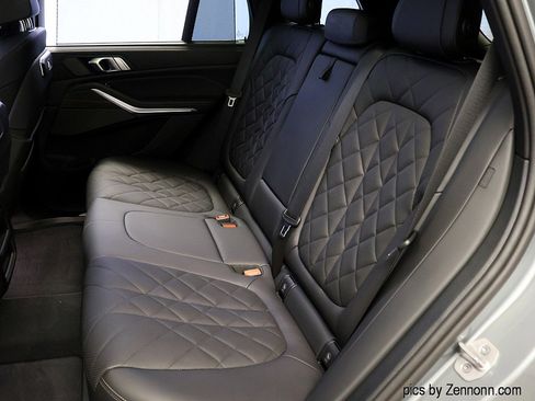 Certified 2025 BMW X5 xDrive40i w/ Premium Package image 12