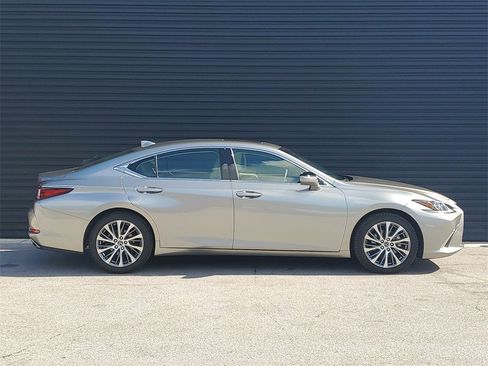 Used 2019 Lexus ES 350 image 8