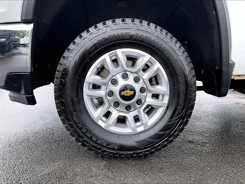 Used 2022 Chevrolet Silverado 2500 LT AWD/4WD image 35