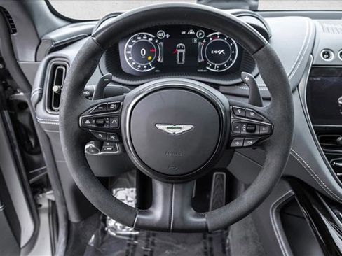 Used 2024 Aston Martin DBX 707 image 13