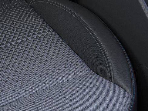 New 2025 Chevrolet Trax LT w/ Driver Confidence Package image 21