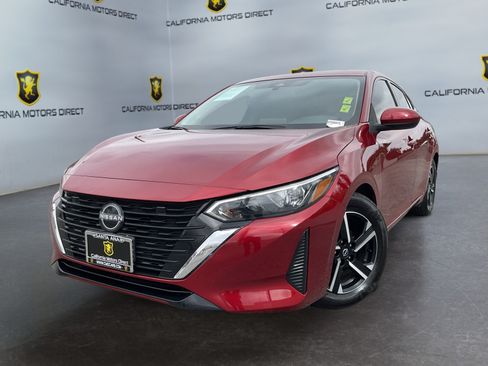 Used 2025 Nissan Sentra SV FWD image 9