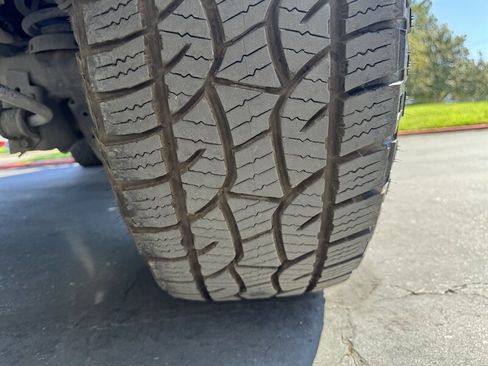 Used 2017 RAM 1500 Classic SLT image 30