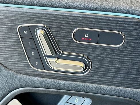 Certified 2025 Mercedes-Benz GLA 250 4MATIC image 20