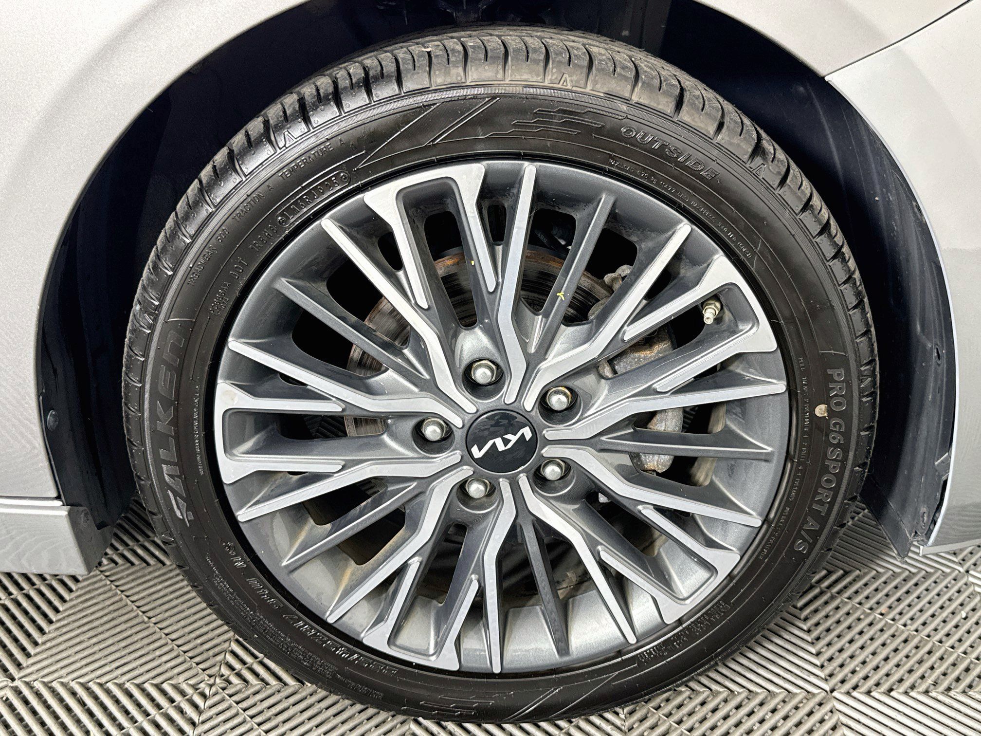 Used 2023 Kia Forte GT-Line FWD image 30