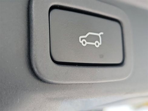 Used 2022 Land Rover Range Rover Sport HSE Silver Edition image 12