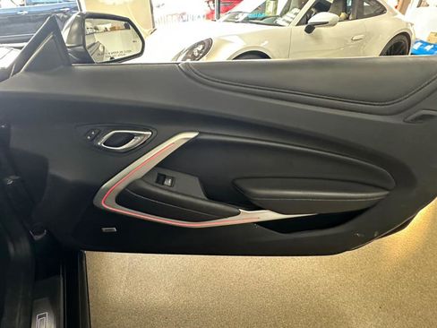 Used 2021 Chevrolet Camaro SS image 28