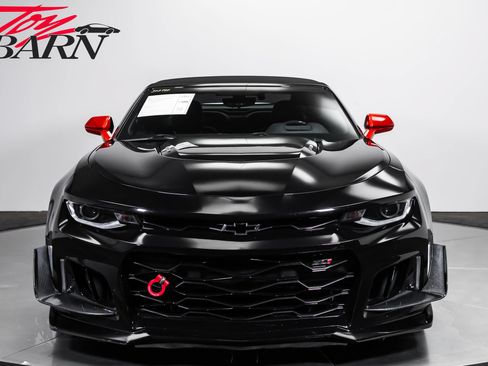 Used 2022 Chevrolet Camaro ZL1 RWD image 18