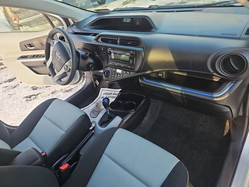 Used 2013 Toyota Prius C Two image 15