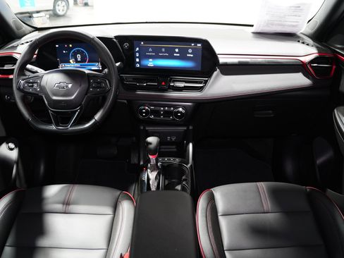 Used 2024 Chevrolet TrailBlazer RS w/ Convenience Package image 10