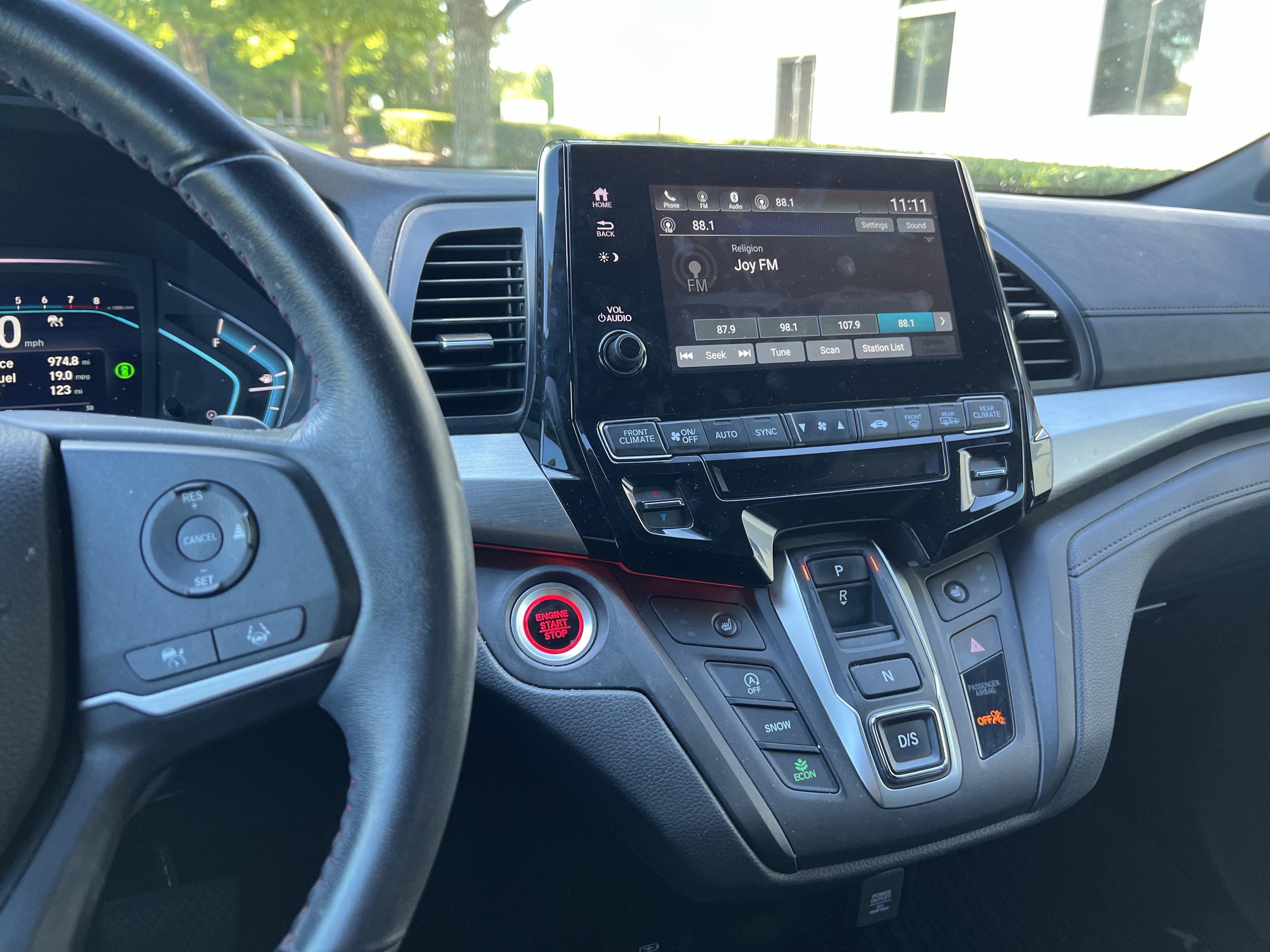 Used 2023 Honda Odyssey Sport image 31
