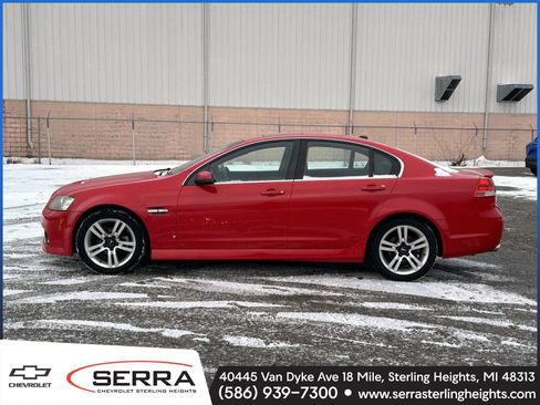 Used 2008 Pontiac G8 w/ Comfort And Sound Package image 2