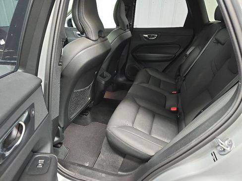 Used 2025 Volvo XC60 B5 Plus AWD/4WD image 32