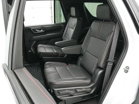 Used 2022 Chevrolet Tahoe RST w/ Luxury Package AWD/4WD image 19