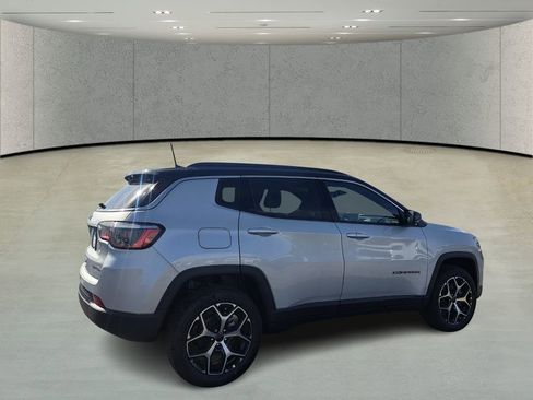 New 2026 Jeep Compass Limited image 4