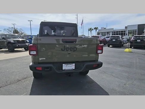 New 2026 Jeep Gladiator Sport AWD/4WD image 29