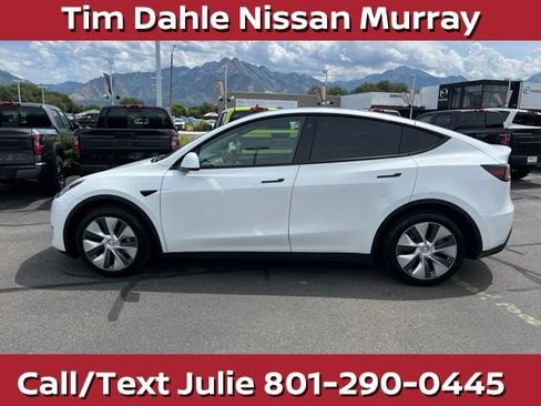 Used 2023 Tesla Model Y Long Range AWD/4WD image 7