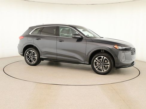 New 2025 Audi Q5 Premium image 9