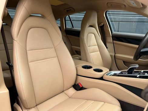 Certified 2021 Porsche Panamera 4S image 27