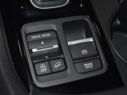 Used 2023 Honda Pilot EX-L image 18