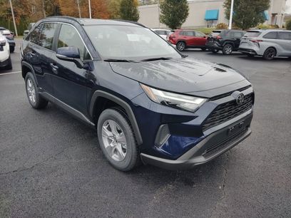 New 2025 Toyota RAV4 XLE