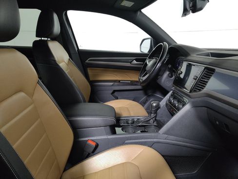Used 2020 Volkswagen Atlas Cross Sport SEL Premium AWD/4WD image 21