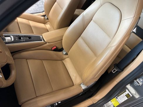 Used 2014 Porsche 911 Carrera image 18