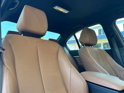 Used 2017 BMW 330i Sedan RWD image 20
