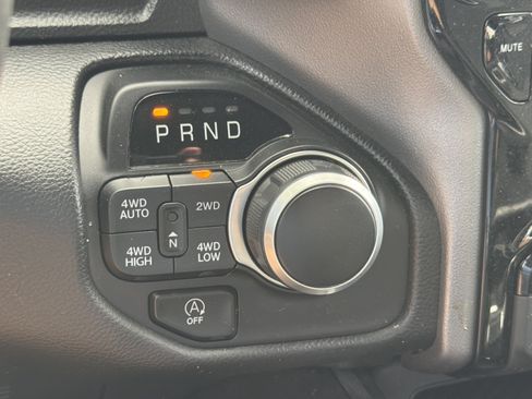 Used 2024 RAM 1500 Big Horn AWD/4WD image 26